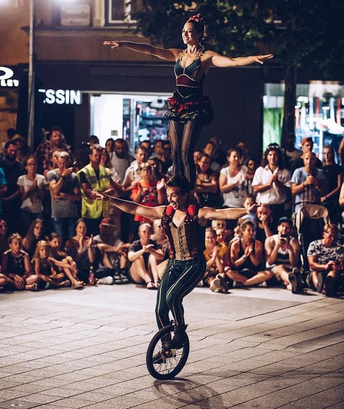 מופע קרקס לחטיבת ביניים